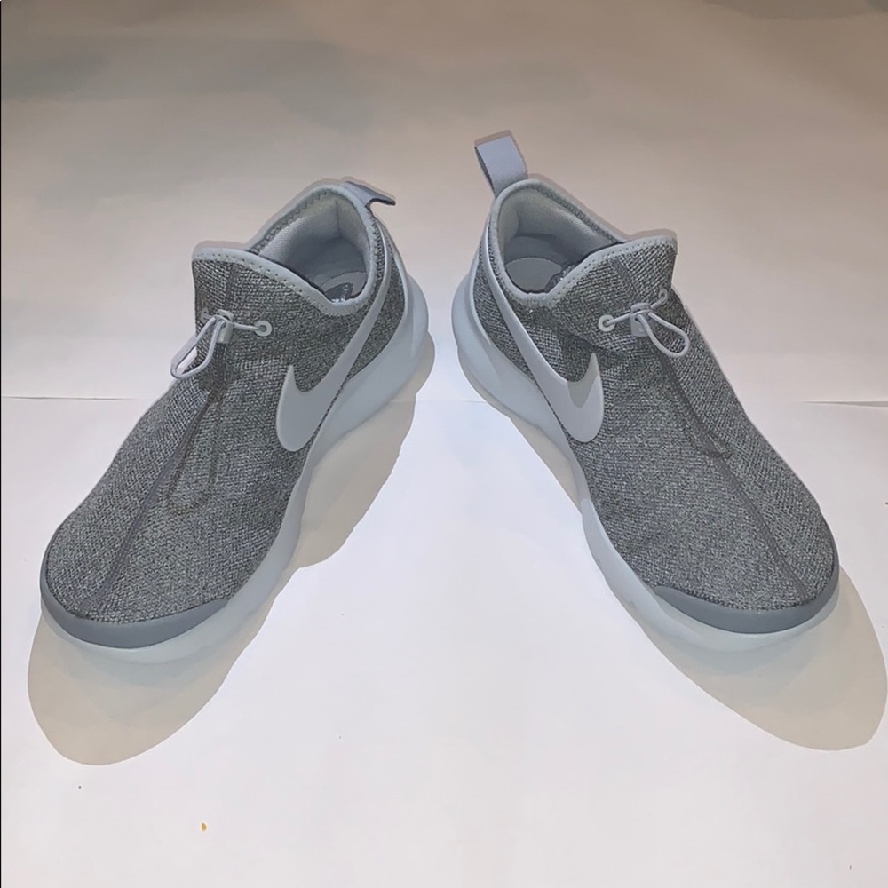 NIKE Men’s Aptare Se